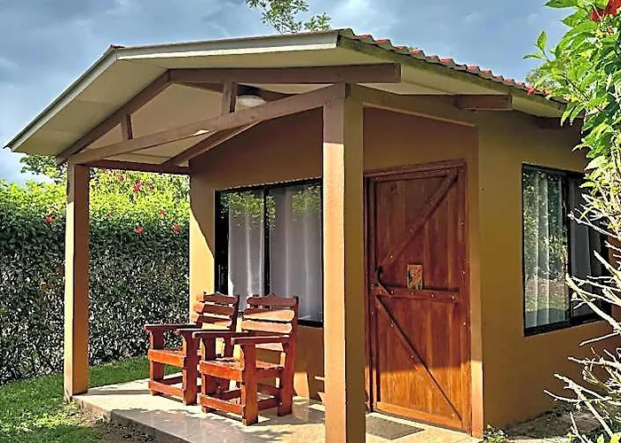 Hotel Zompopa Guayabo (Guanacaste)