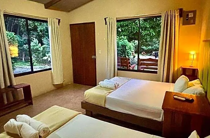 Zompopa Hotel *